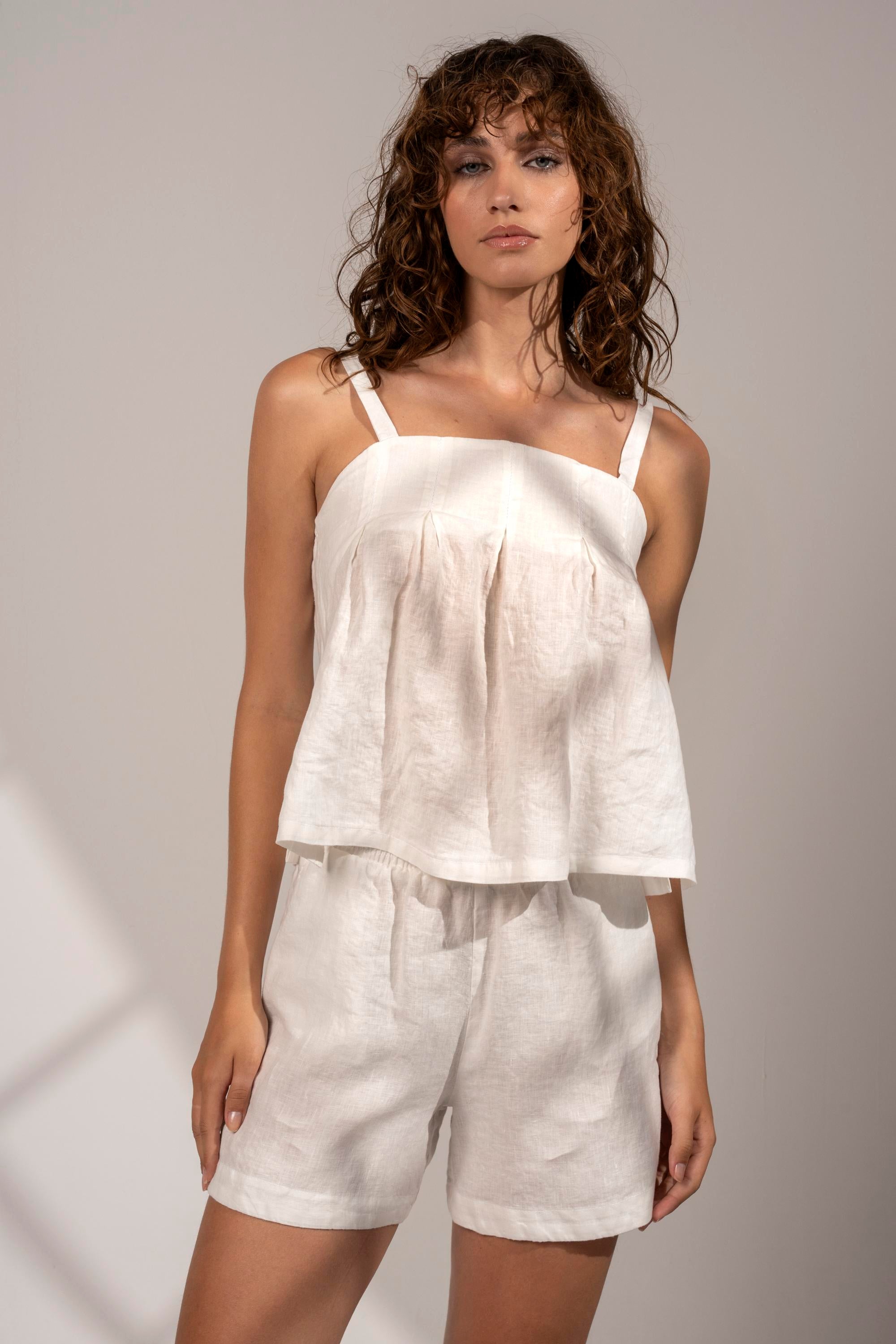 Top sleveless with straps Off White