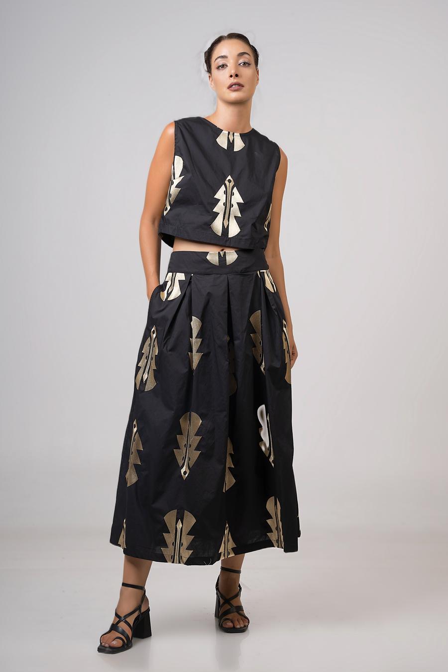 Sleeveless Embroidered Top Black - Gold