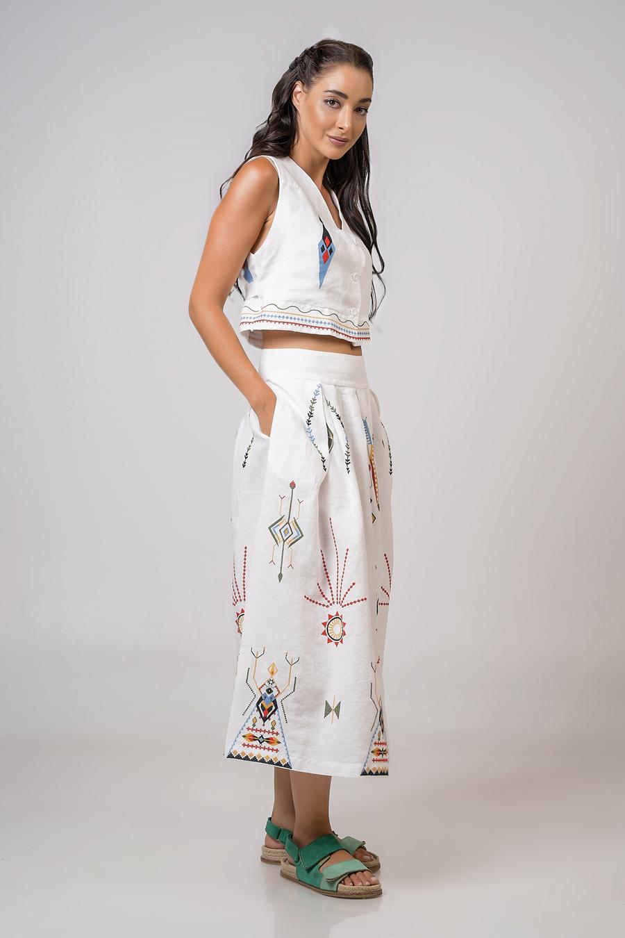 Vest with Embroidered Details White