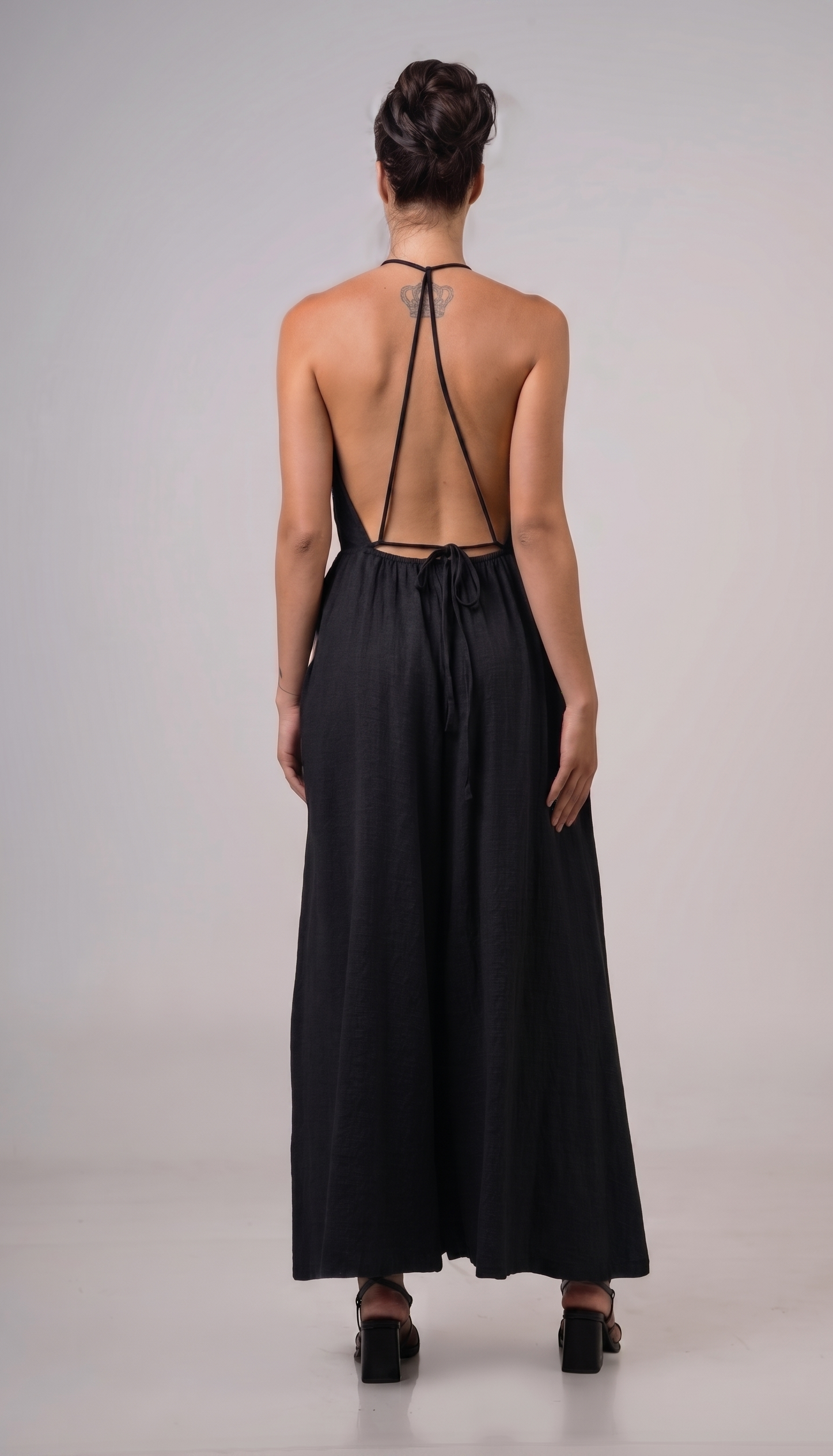 Halter jumpsuit with pockets Black
