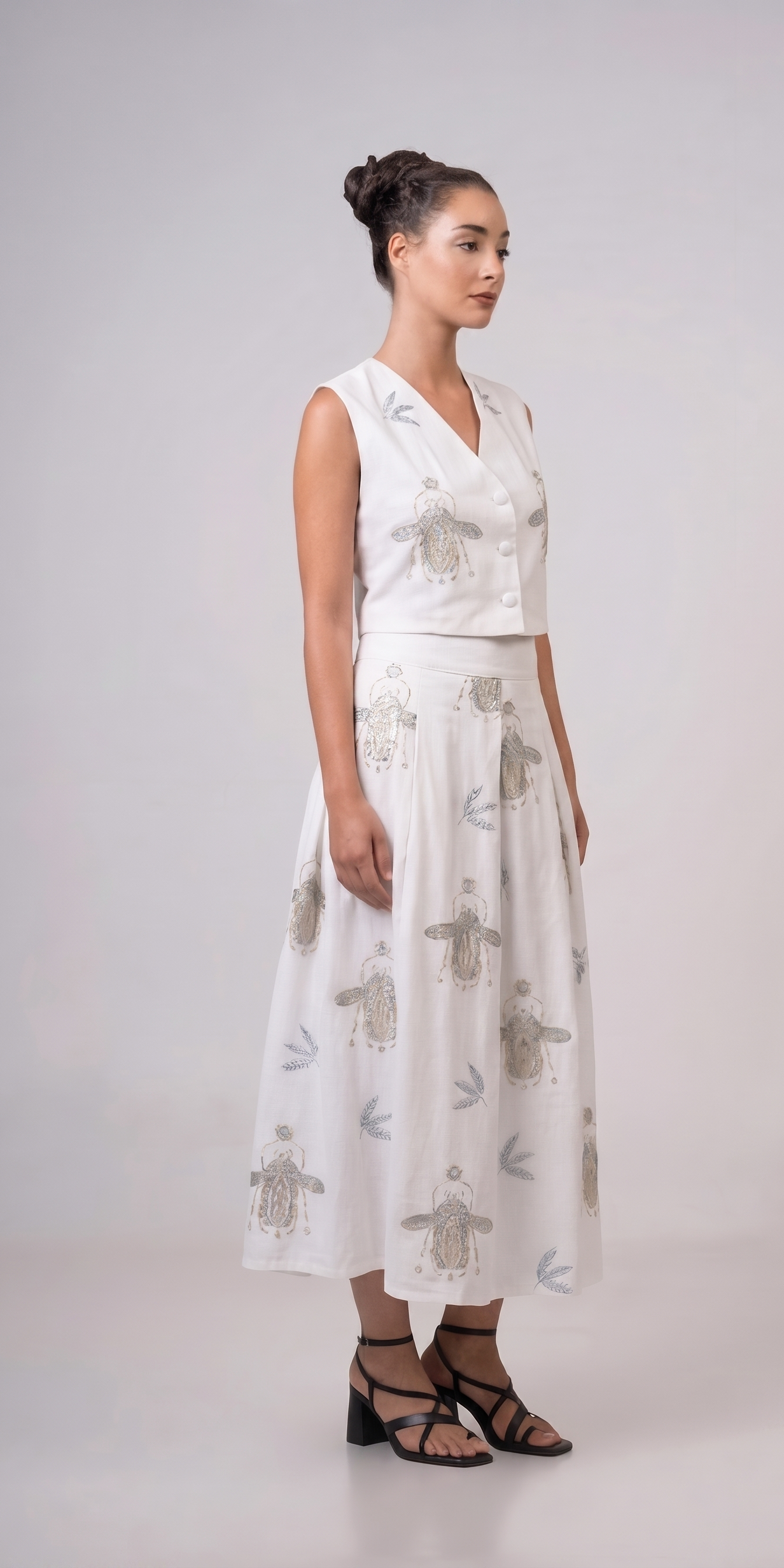 Vest with buttons and embroidery Off White - Green