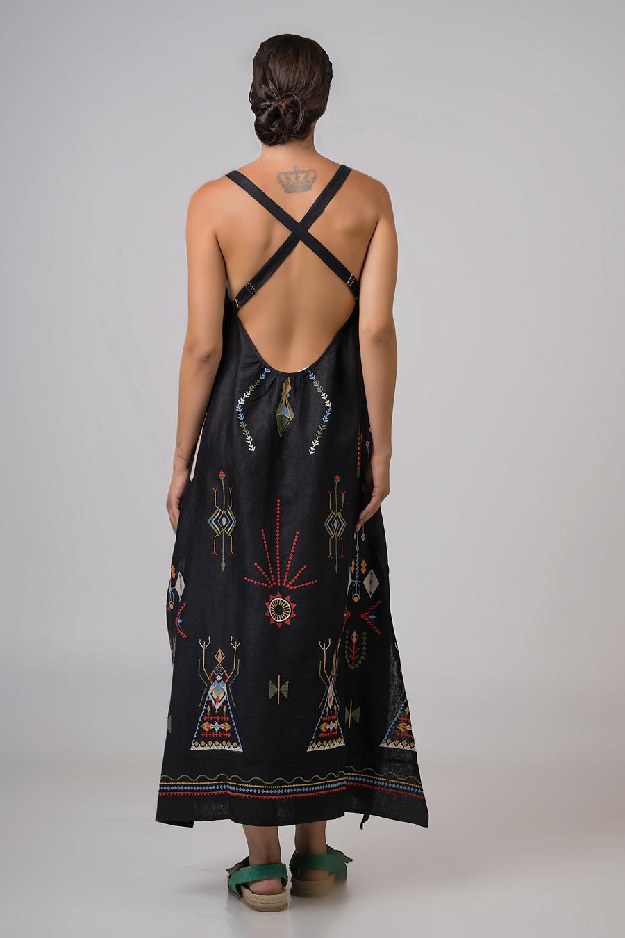 Dress maxi with embroidery Black
