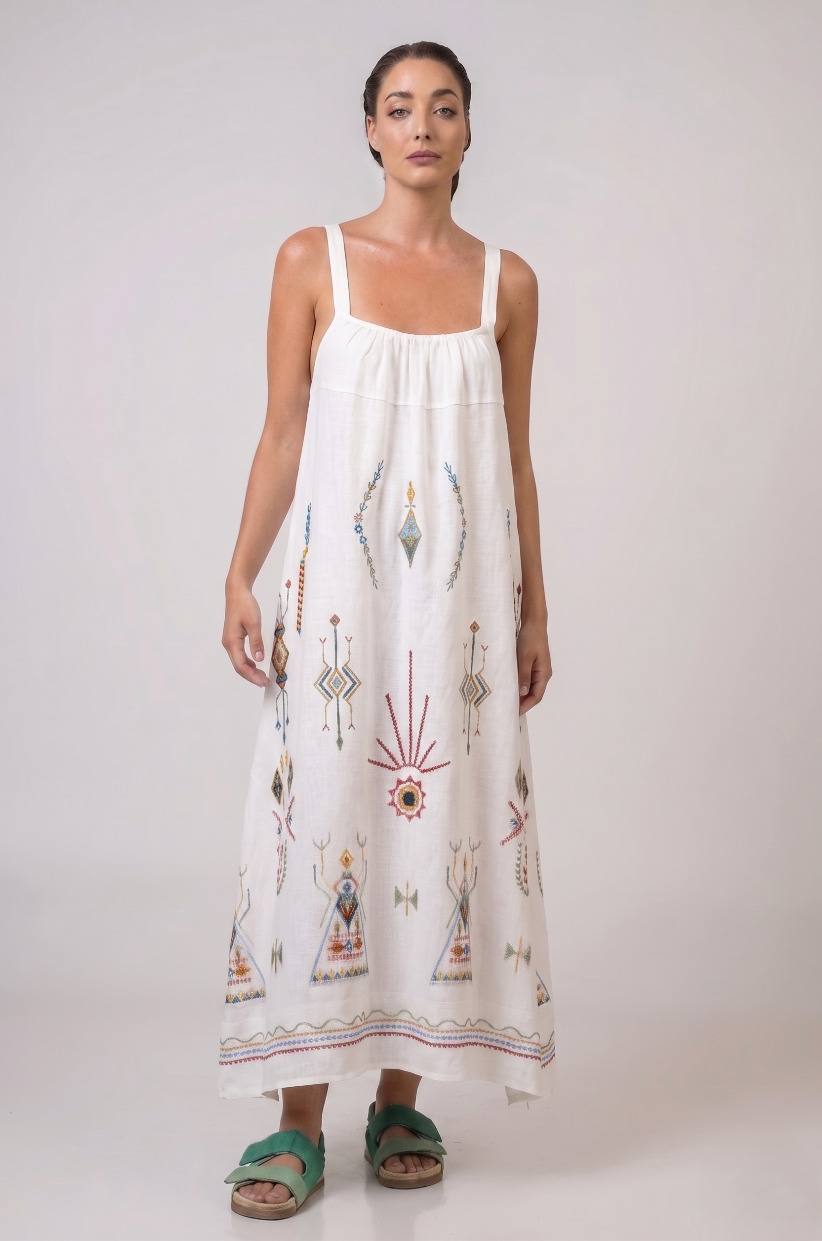 Dress maxi with embroidery White