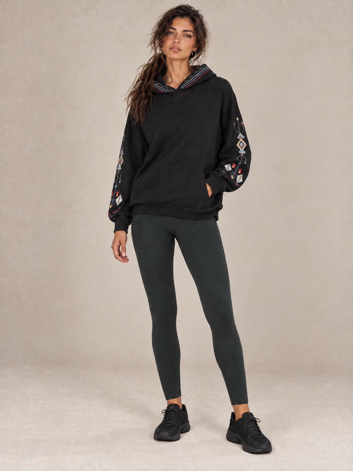 Long-sleeve embroidered Sweatshirt Black